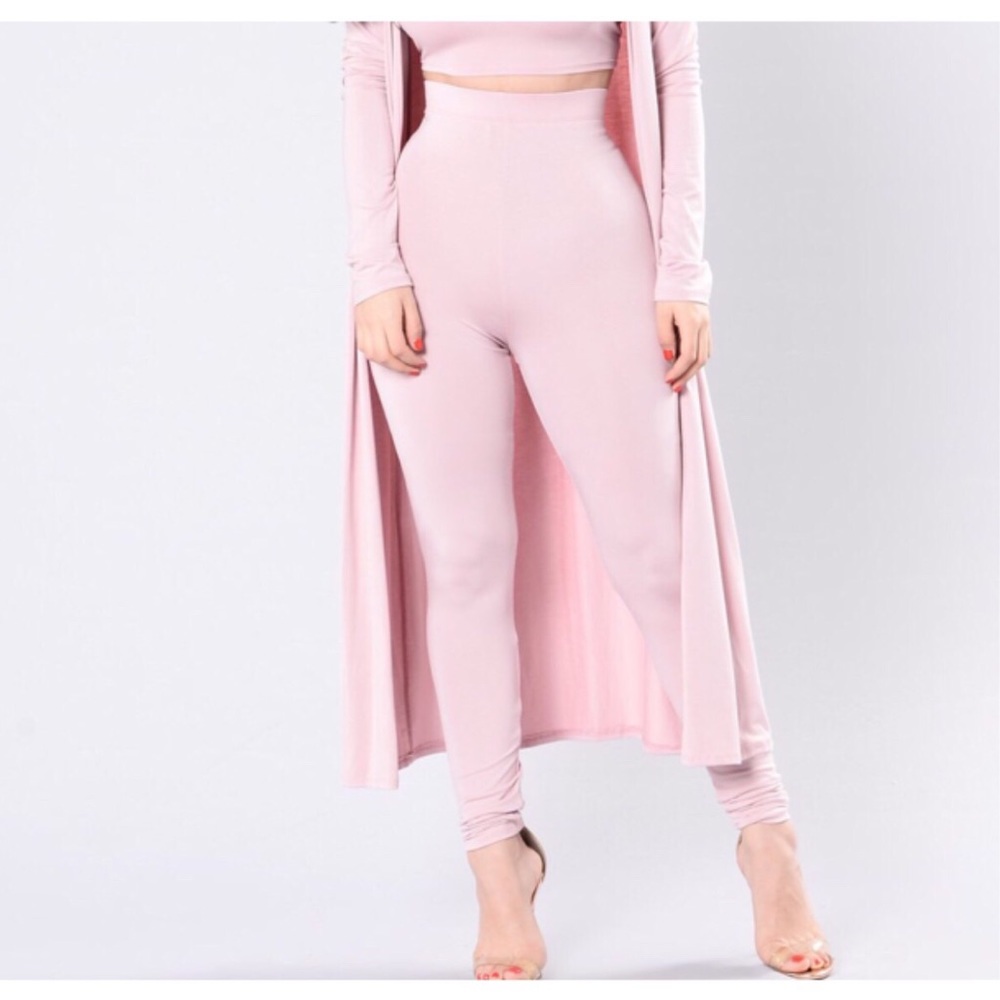 Fashion nova leggings👖